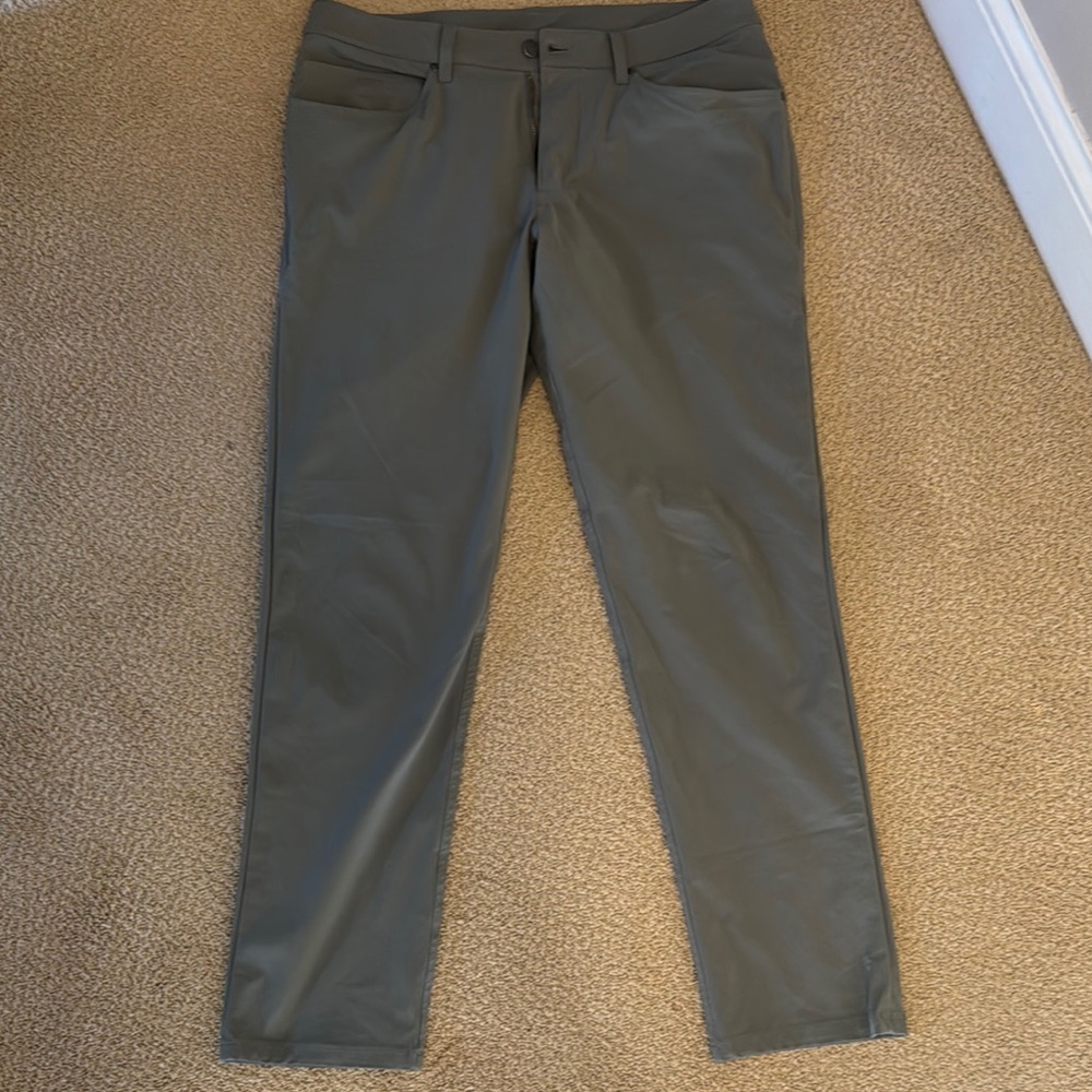 Lululemon Athletica khaki ABC Classic Fit Chinos
